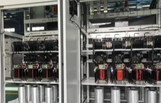 4 grandes razones para elegir una batería de condensadores